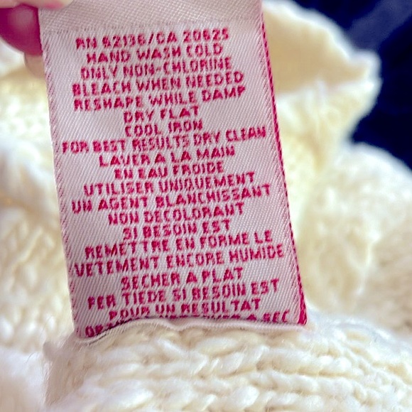 Guess Jeans cream turtleneck sweater - Picture 5 of 5